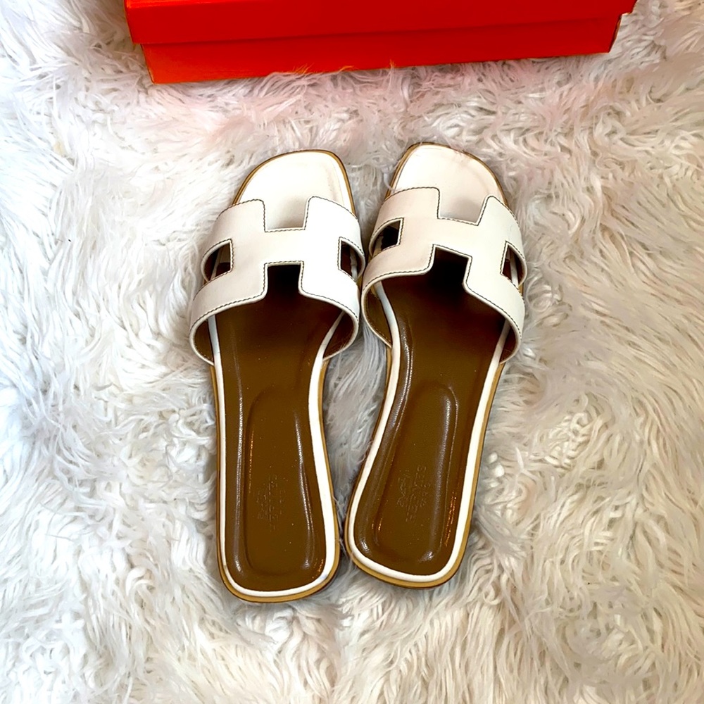 Hermès OASIS white sandals 39